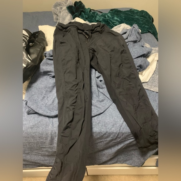 Size 6 wunder under studio joggers - Picture 2 of 4